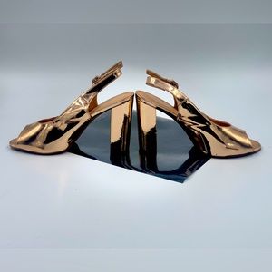 Women’s rose gold peep toe Size 10